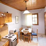 Calm House In Village, Lefkada Vakantiehuis *
