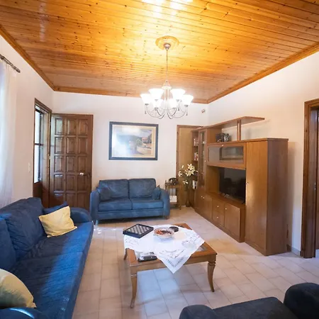 Calm House In Village, Lefkada Sivros