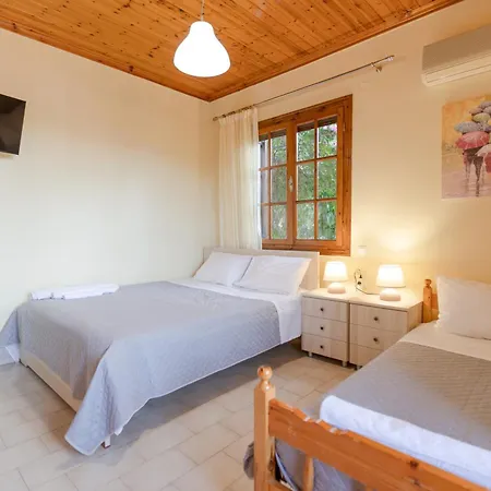 Holiday home Calm House In Village, Lefkada *