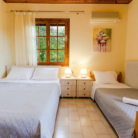 Holiday home Calm House In Village, Lefkada Sivros