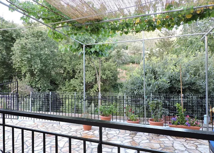 펜션 Calm House In Village, Lefkada Sívros