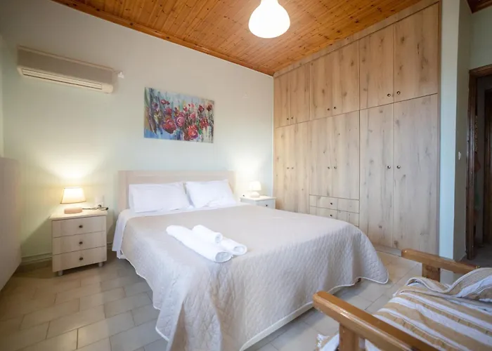Calm House In Village, Lefkada Sivros