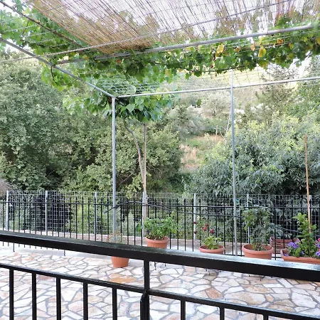 度假居 Calm House In Village, Lefkada Sívros