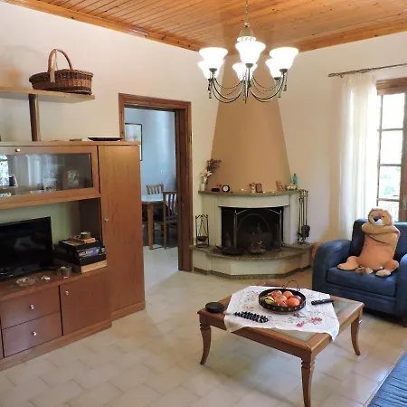 Holiday home Calm House In Village, Lefkada *