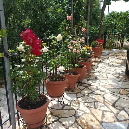 Holiday home Calm House In Village, Lefkada Sivros
