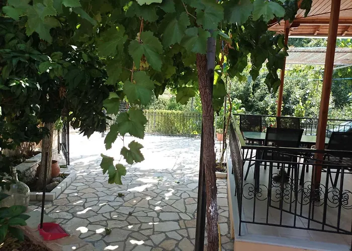 Дом отдыха Calm House In Village, Lefkada Sivros